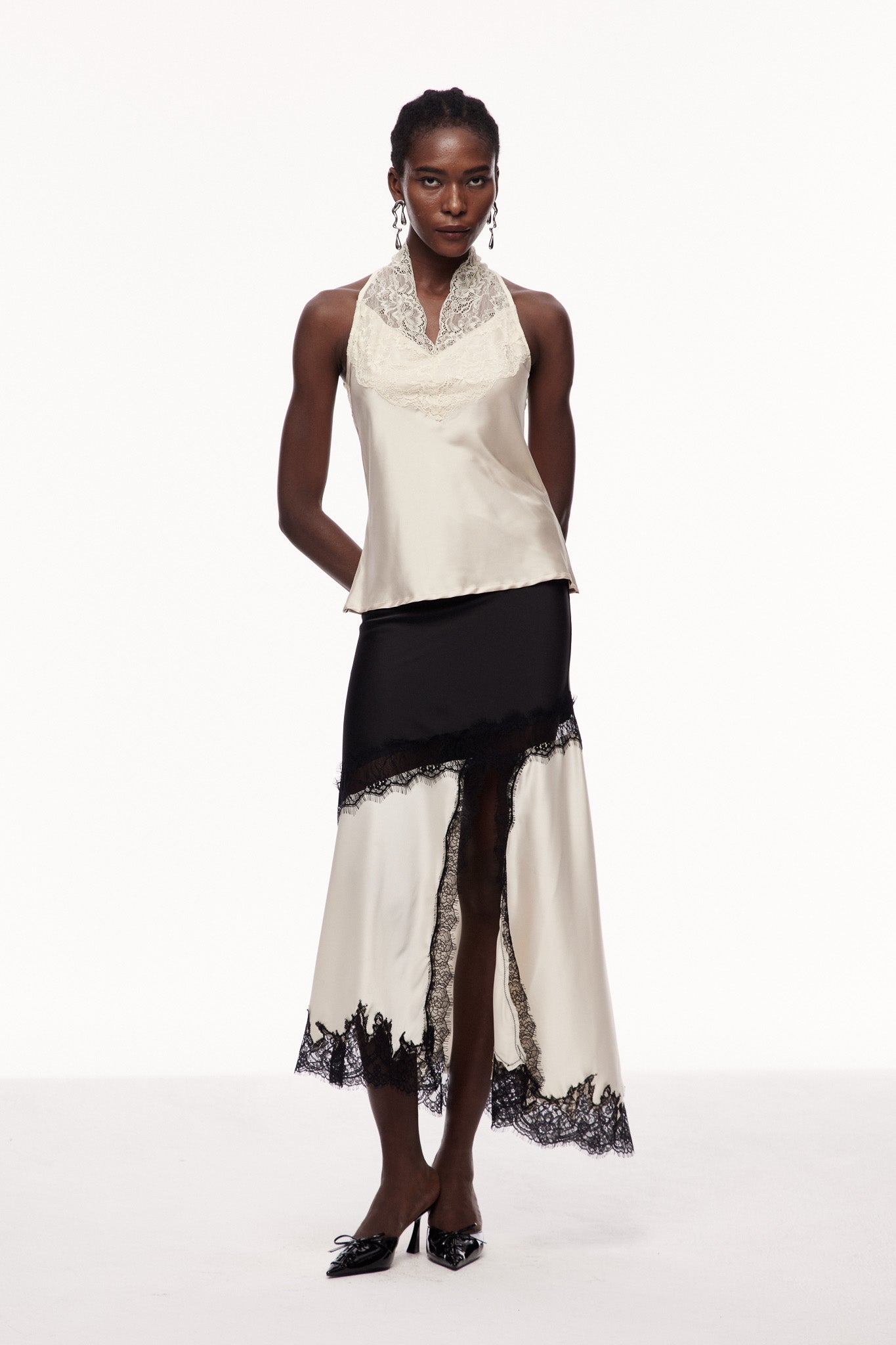 Cecylia Lace Satin Qipao Top In Champagne