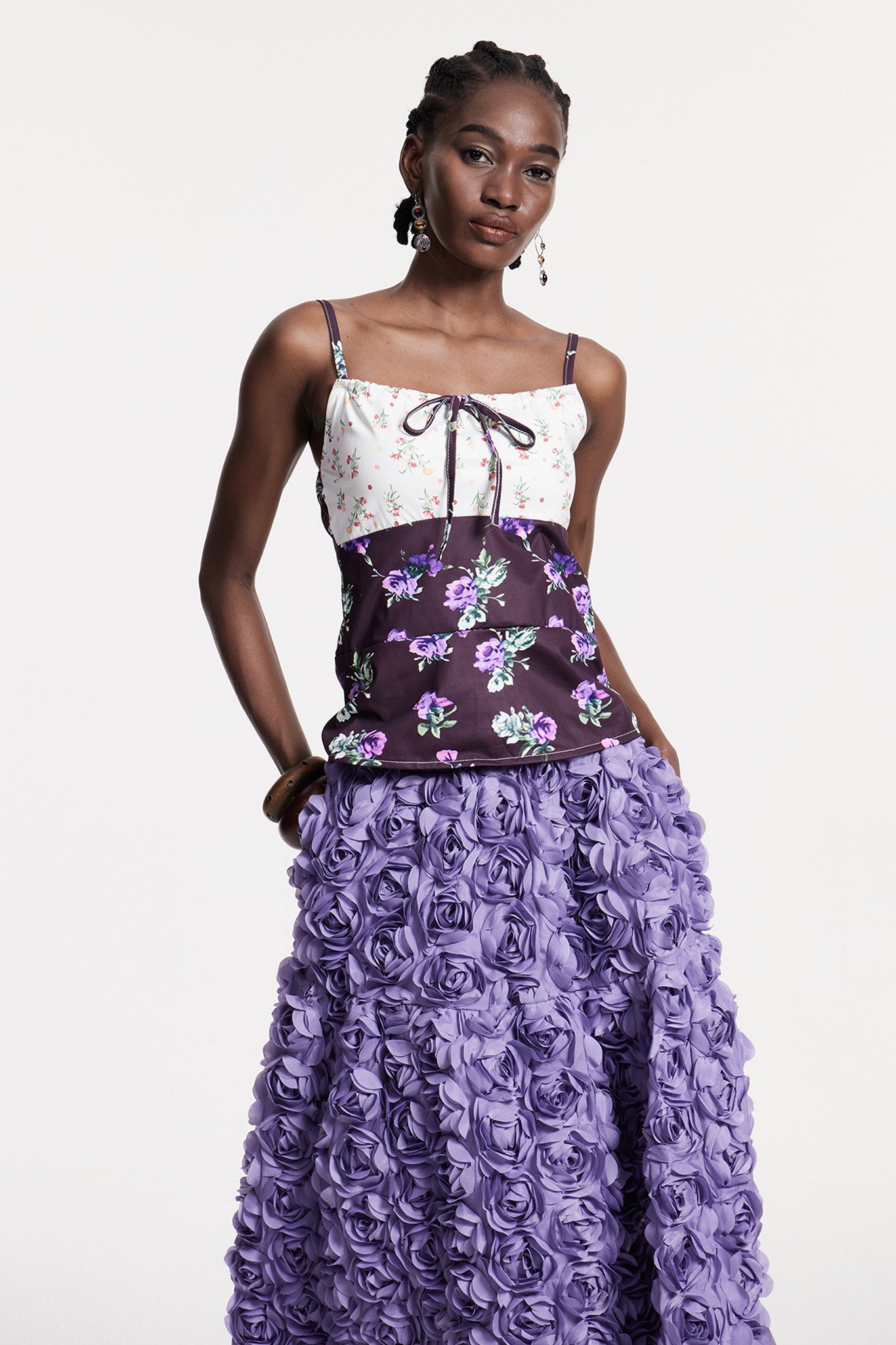 Chlodochar Spaghetti Floral Top