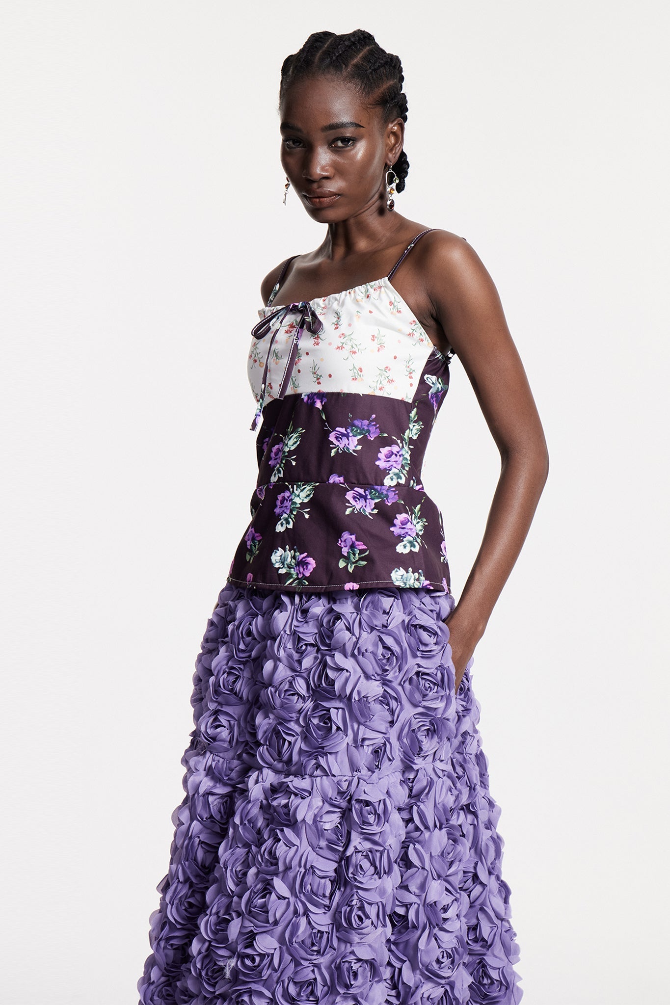 Chlodochar Spaghetti Floral Top