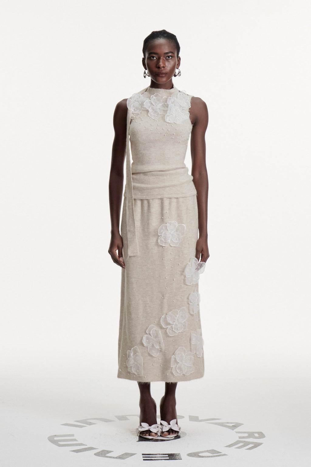 Christoph Flower Pearl Skirt Set