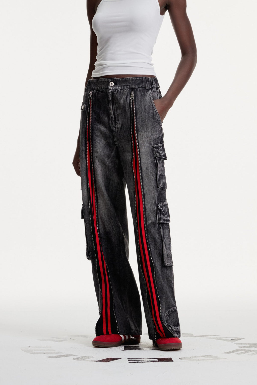 Colomba Zipper Stripe Cargo Jeans In Black