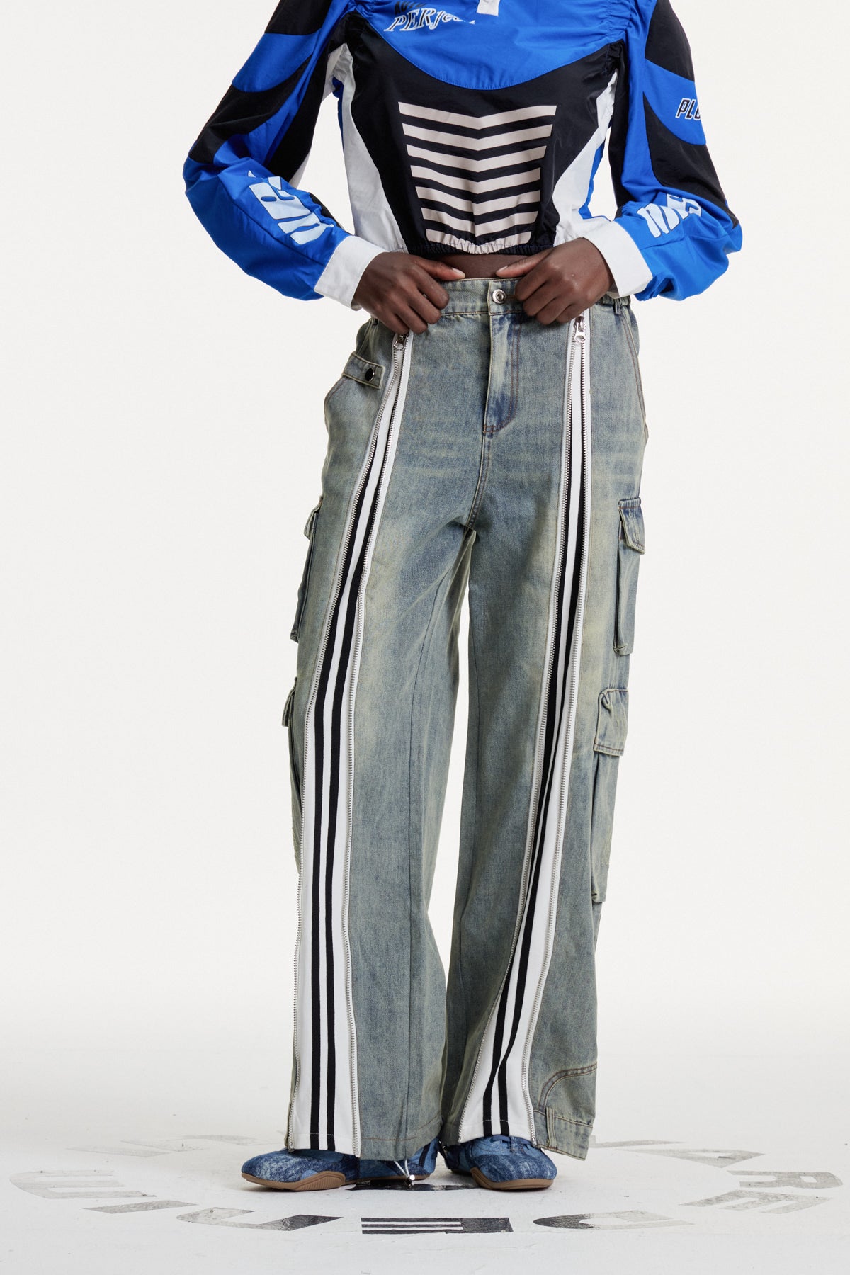 Colomba Zipper Stripe Cargo Jeans In Blue