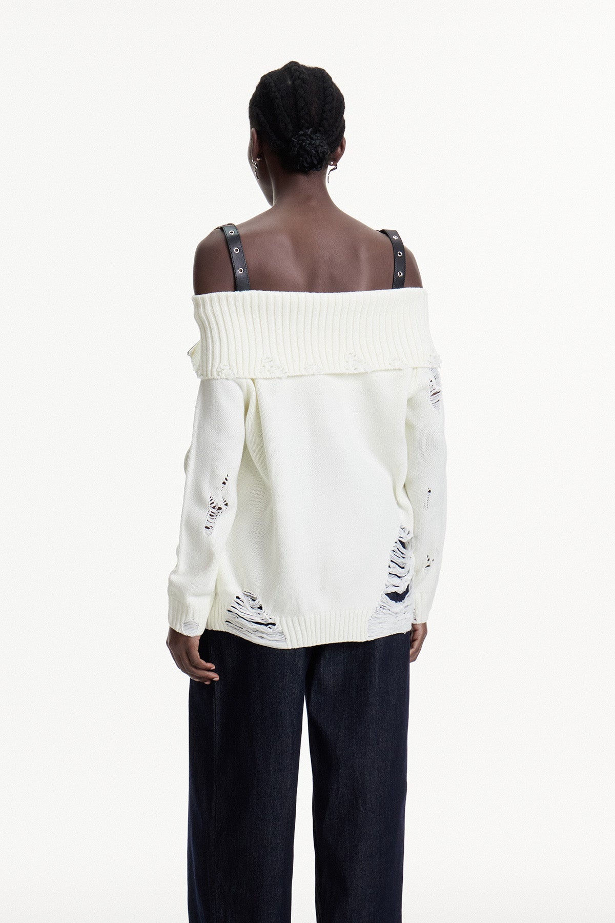 Conlaoch Off Shoulder Fringe Knit Top In White