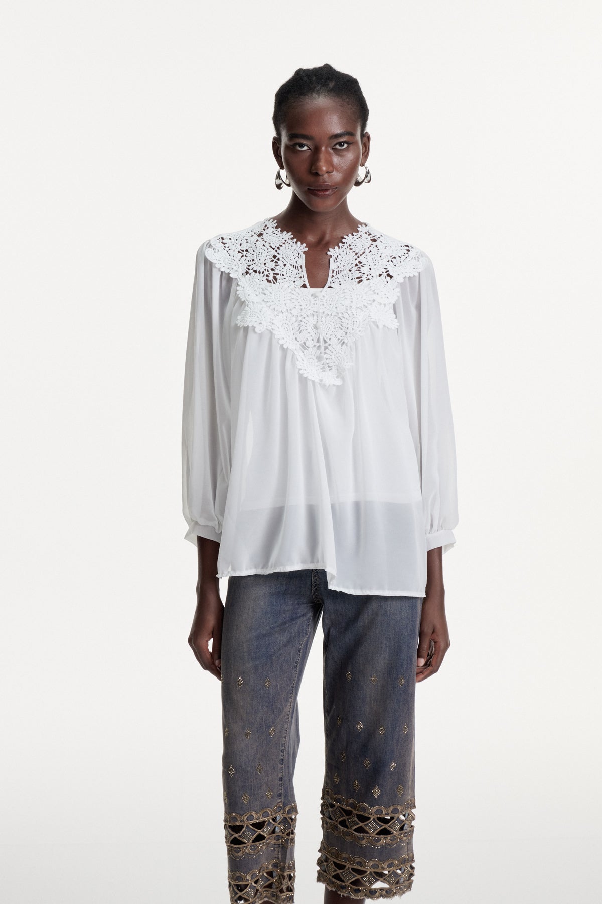 Dalibor Balloon Sleeve Lace Top