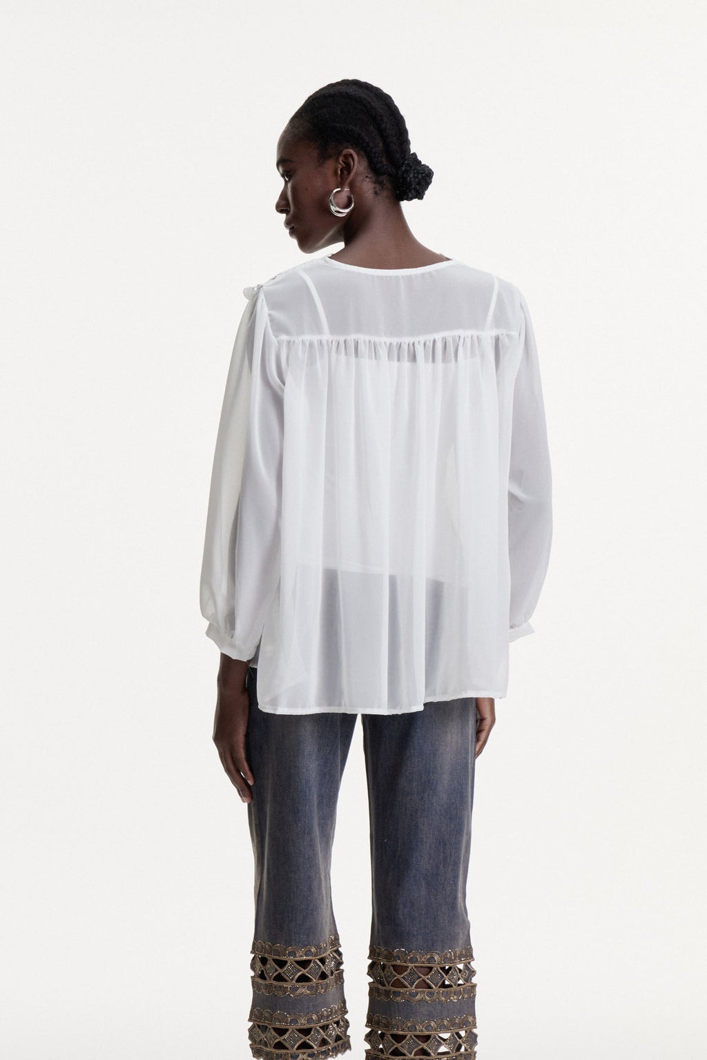 Dalibor Balloon Sleeve Lace Top