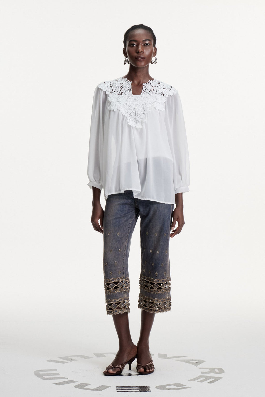 Dalibor Balloon Sleeve Lace Top