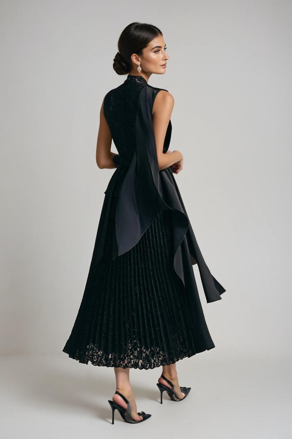 Danya Sleeveless Lace Ruch Midi Dress