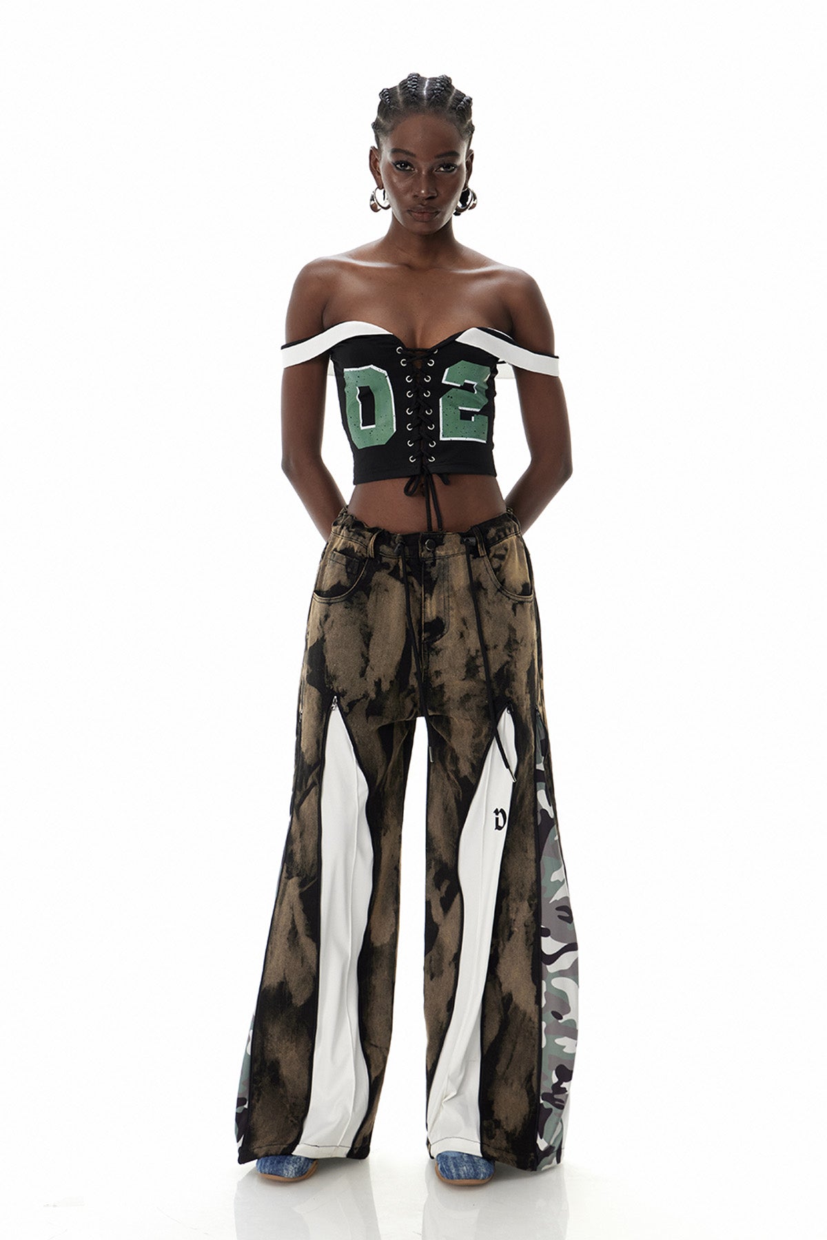 Caprina Zipper Tie Dye Jeans In Brown