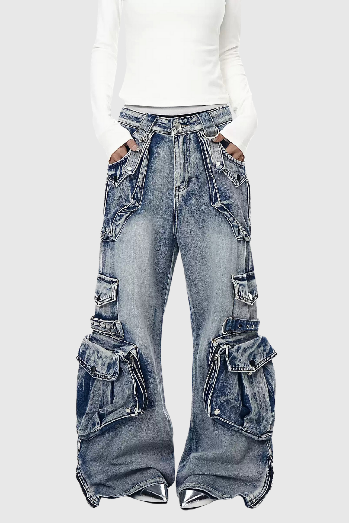 Deepa Pocket Bleached Jeans In Blue