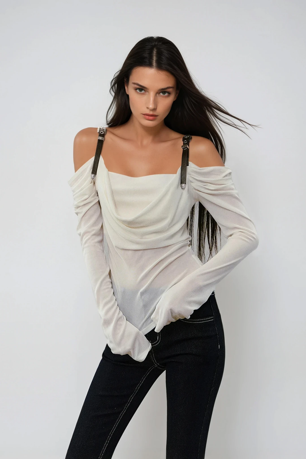 Derren Off Shoulder Deconstruct Ruch Top In White