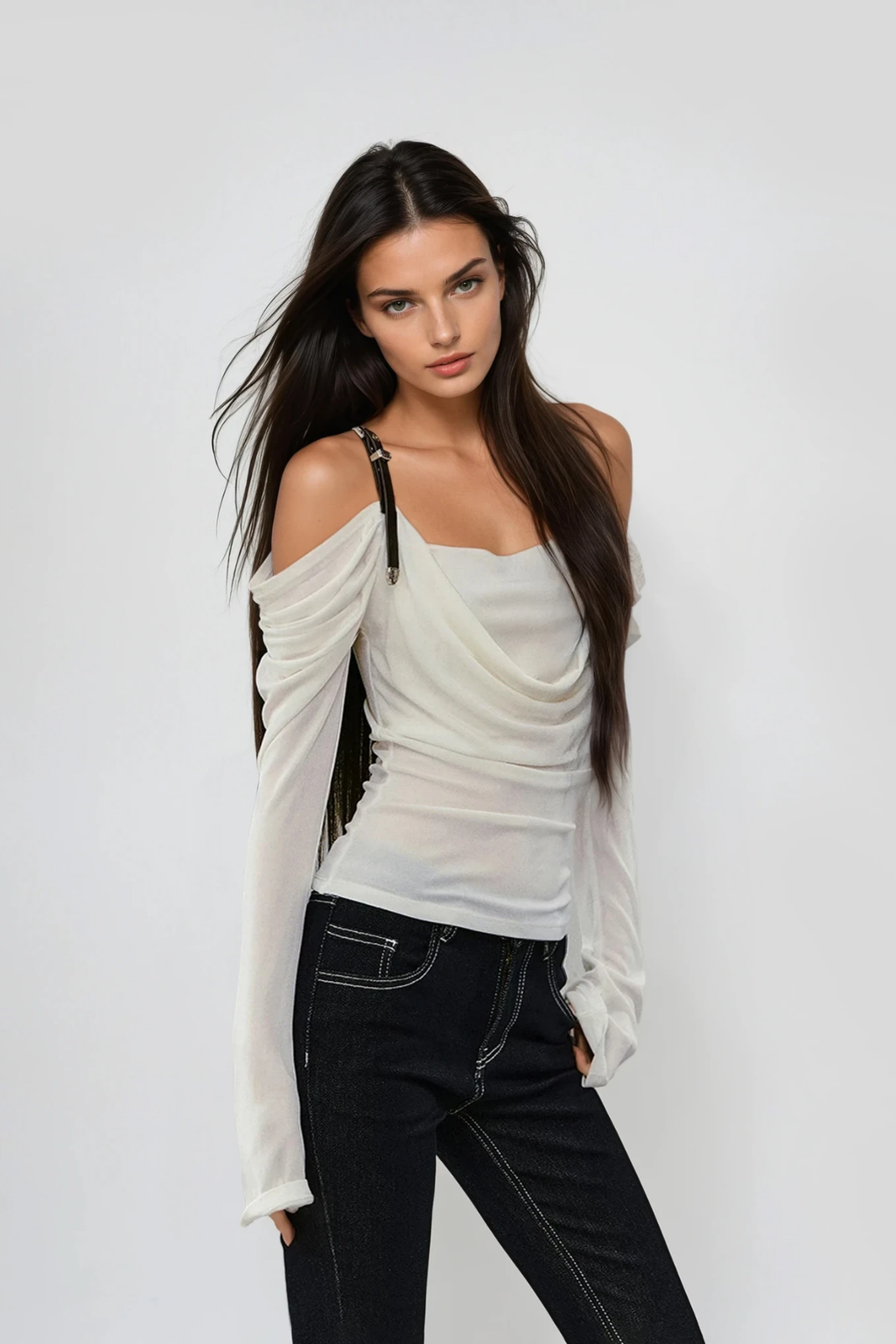 Derren Off Shoulder Deconstruct Ruch Top In White