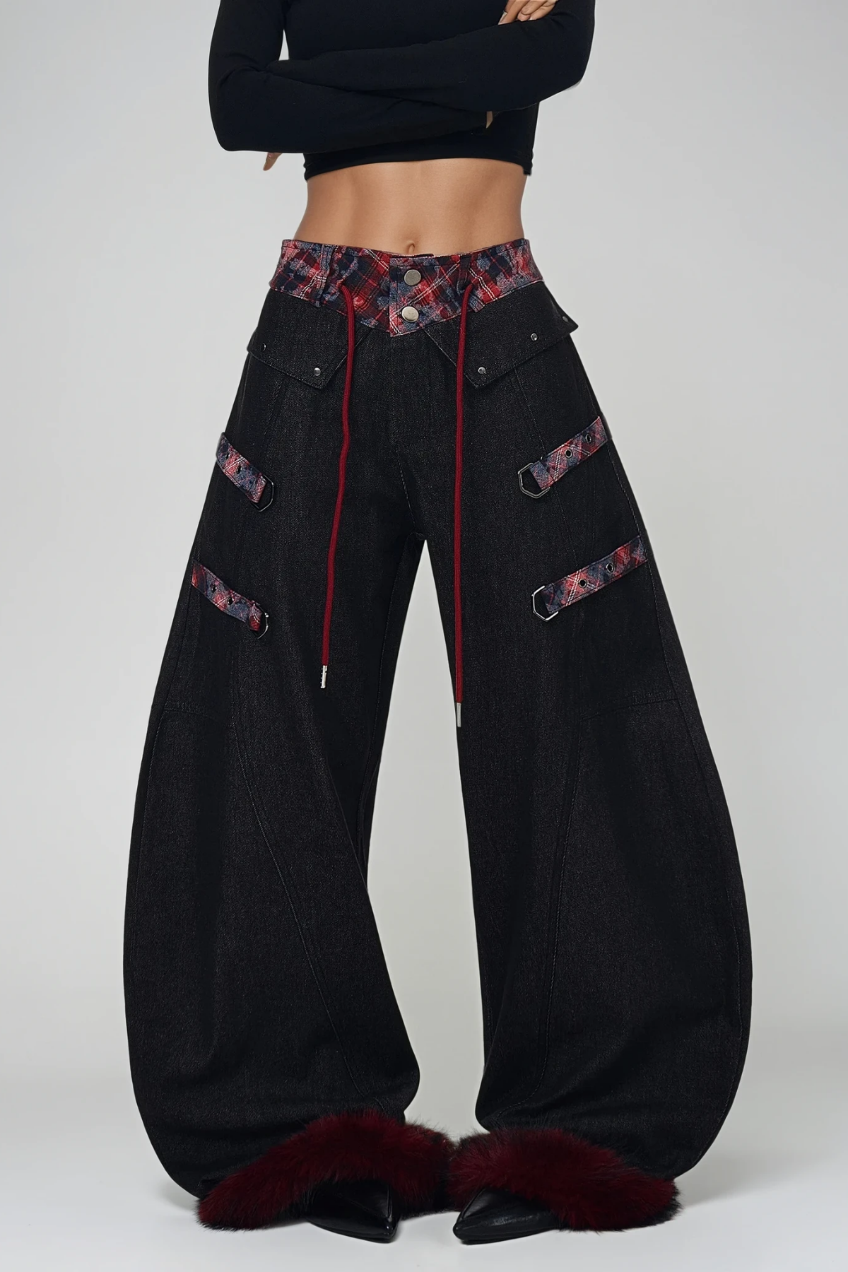 Deryck Deconstruct Print Faux Fur Jeans In Black