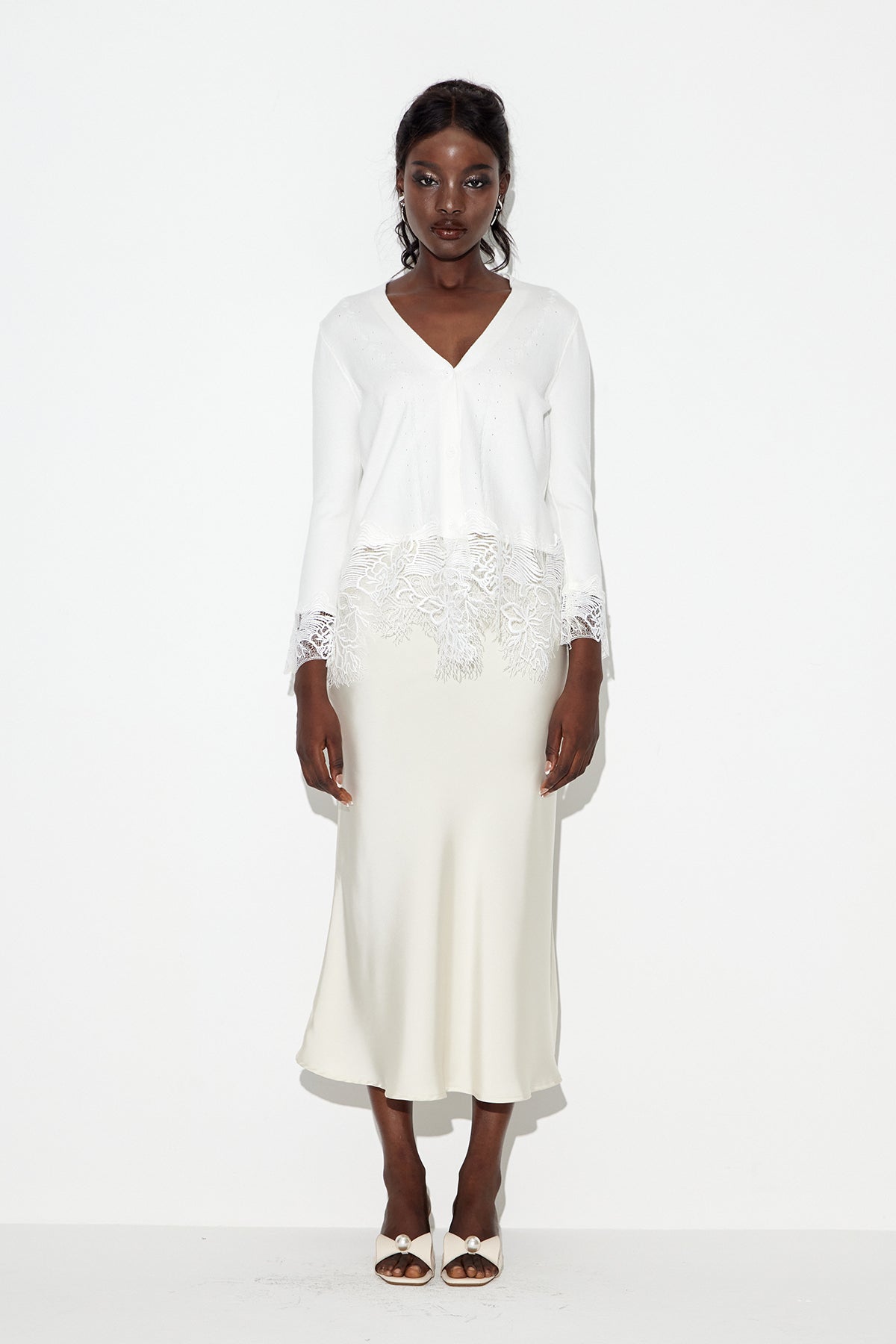 Eadred Lace Plunge Knit Top In White