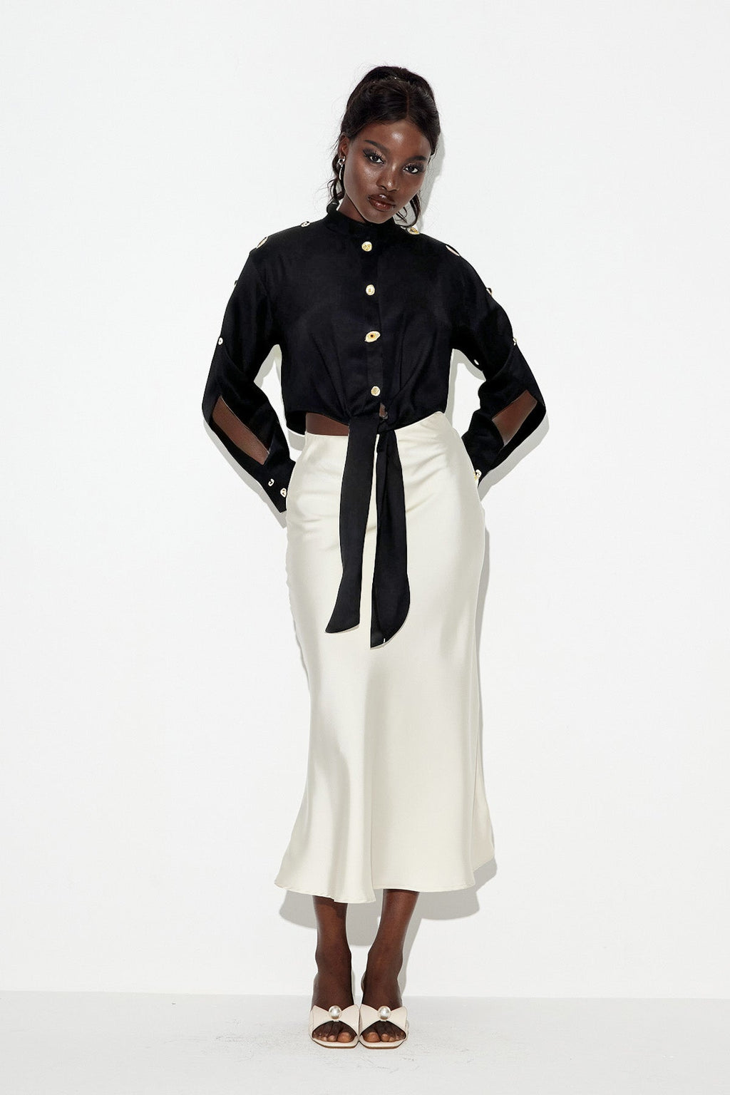 Eadric Deconstruct Tie Up Shirt In Black