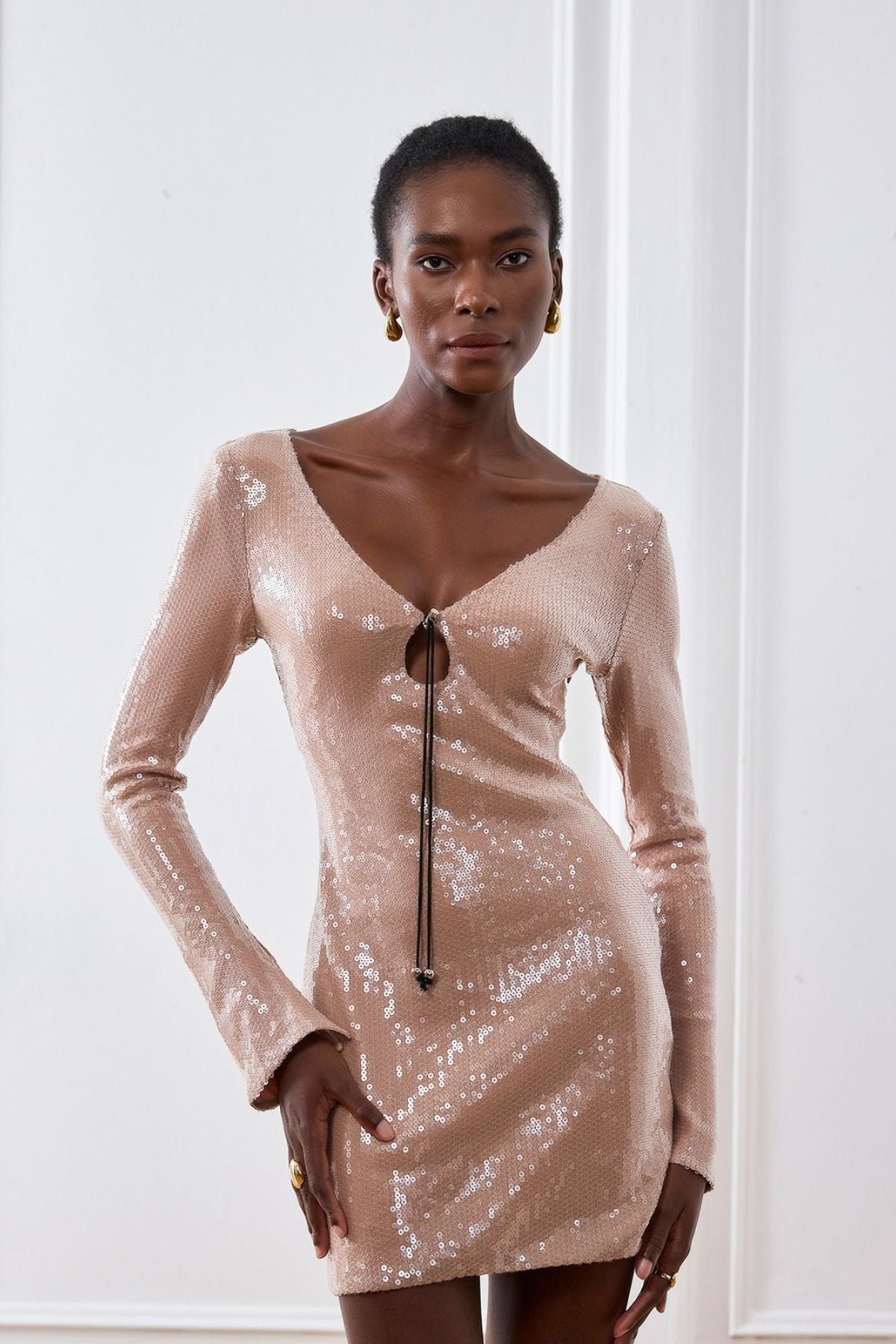 Aoibhe Long Sleeve Sequin Mini Dress In Apricot